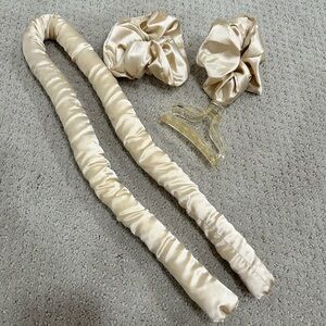 Heatless Hair Curler Silky Golden Yellow